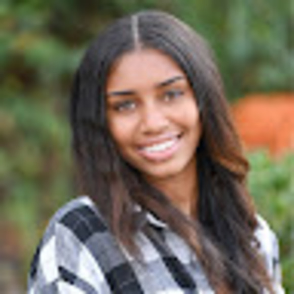 Meet your Posher, Jade - Picture 1 of 1